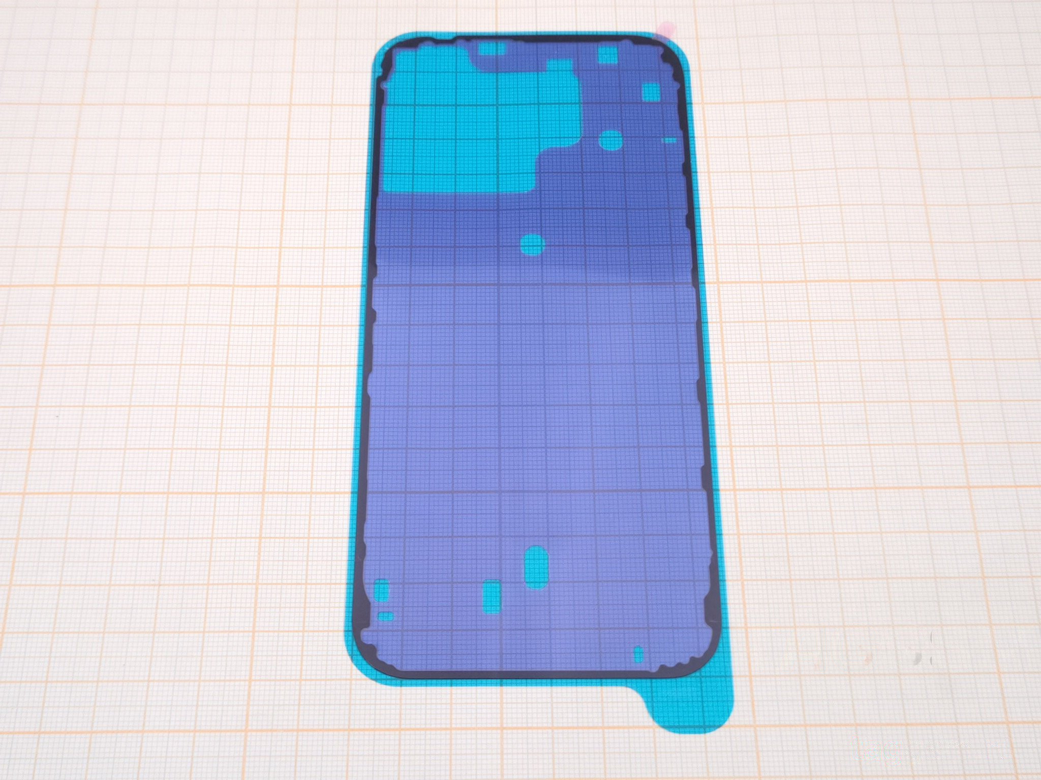 Скотч для iPhone 16 Pro Max (между задней крышкой и корпусом)