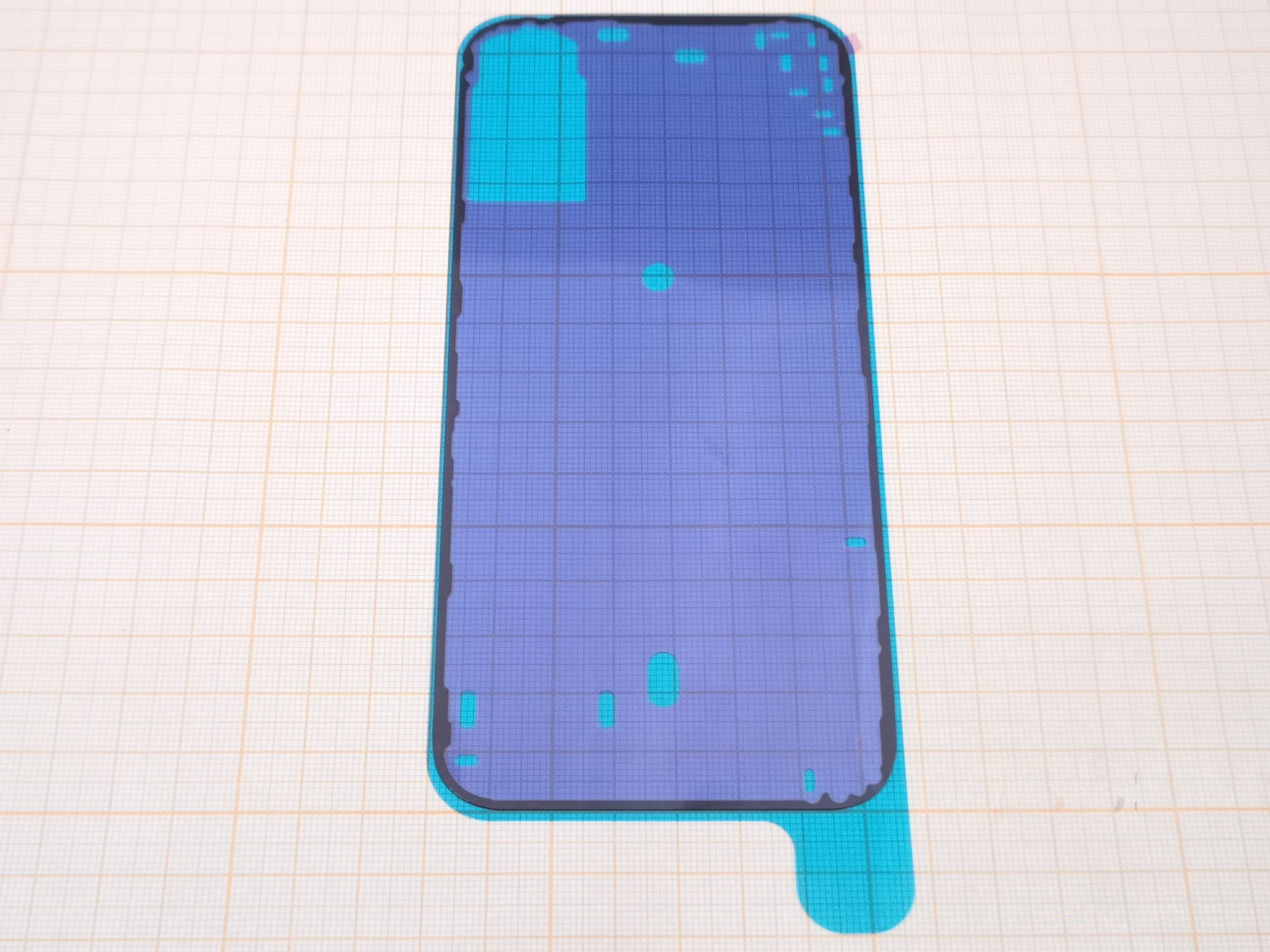 Скотч для iPhone 16 Plus (между задней крышкой и корпусом)