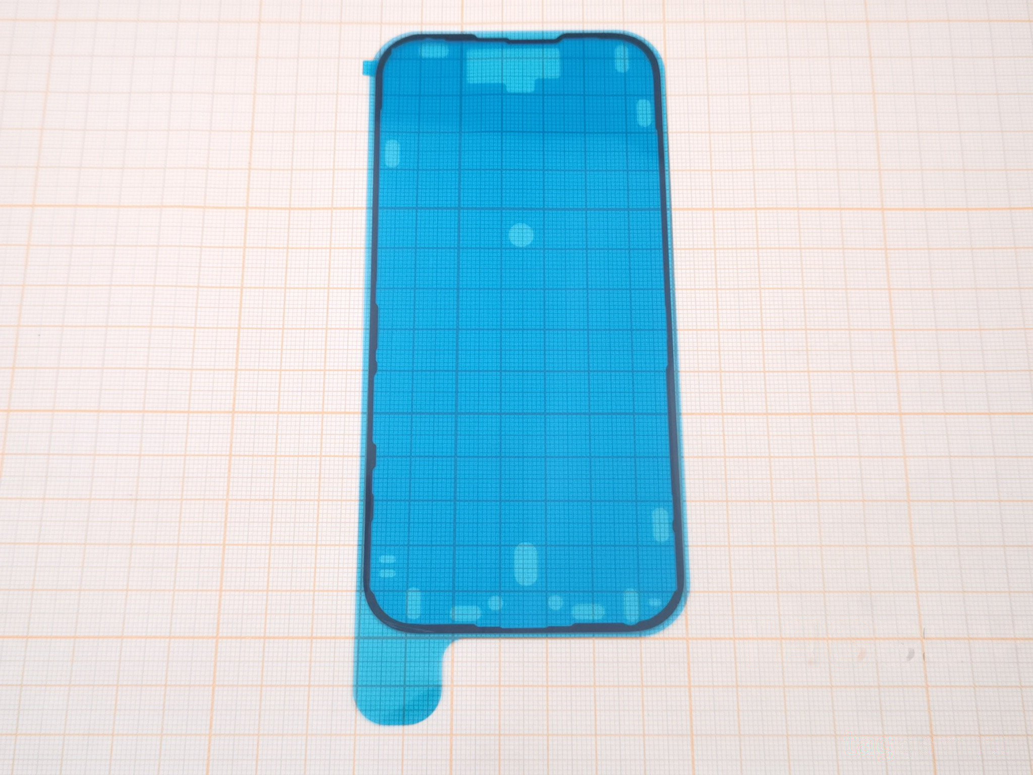 Скотч для iPhone 16 (между дисплеем и корпусом)